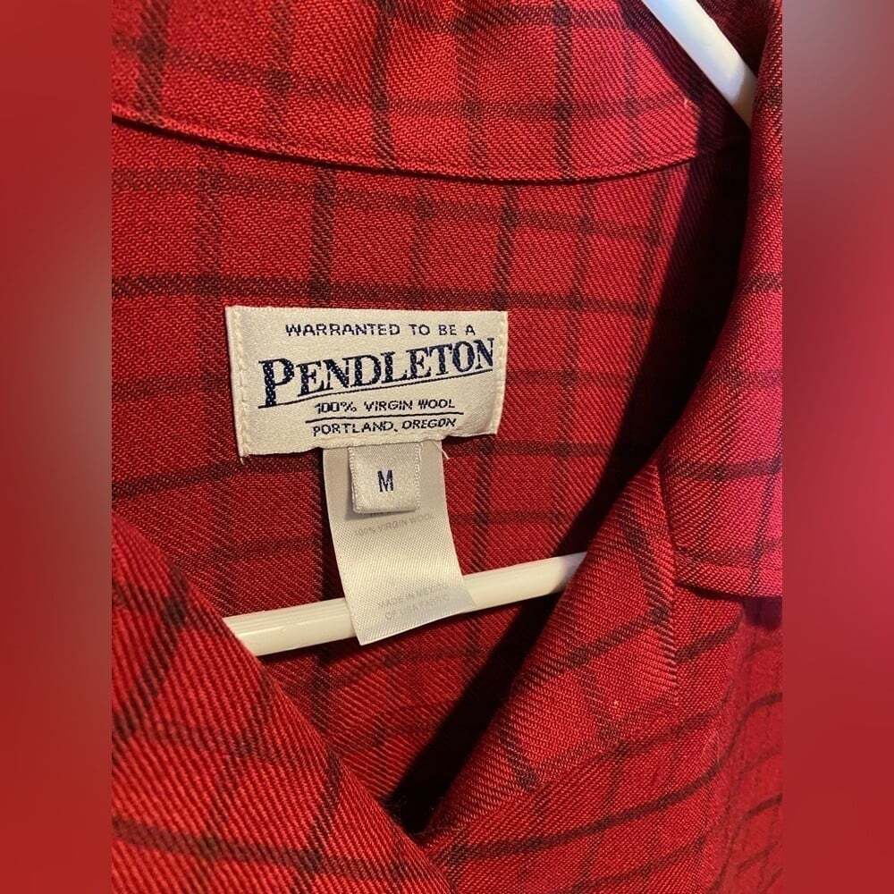 Pendleton Red Checkered Wool Flannel Sz M - Picture 3 of 3